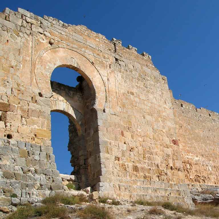 El castillo califal de Gormaz, en Soria, sin duda una muestra única de arquitectura militar árabe en Europa / ALC. El castillo califal de Gormaz, en Soria, sin duda una muestra única de arquitectura militar árabe en Europa / ALC.