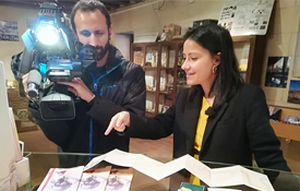 Un equipo de "Unidad Móvil" durante la grabación (Imagen: Oficina de Turismo de La Iglesuela del Cid, Teruel) Un equipo de "Unidad Móvil" durante la grabación (Imagen: Oficina de Turismo de La Iglesuela del Cid, Teruel)