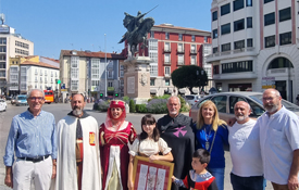 Miembros de la Asociación "El Cid pasó por Huerta" de Huerta de Rey (Burgos) Miembros de la Asociación "El Cid pasó por Huerta" de Huerta de Rey (Burgos)