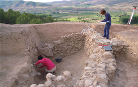 Trabajos en el paraje de La Mora Encantada en Ateca, Zaragoza Trabajos en el paraje de La Mora Encantada en Ateca, Zaragoza