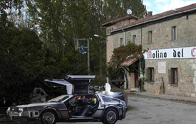 Simulación del mítico DeLorean en Vivar del Cid (Burgos) Simulación del mítico DeLorean en Vivar del Cid (Burgos)