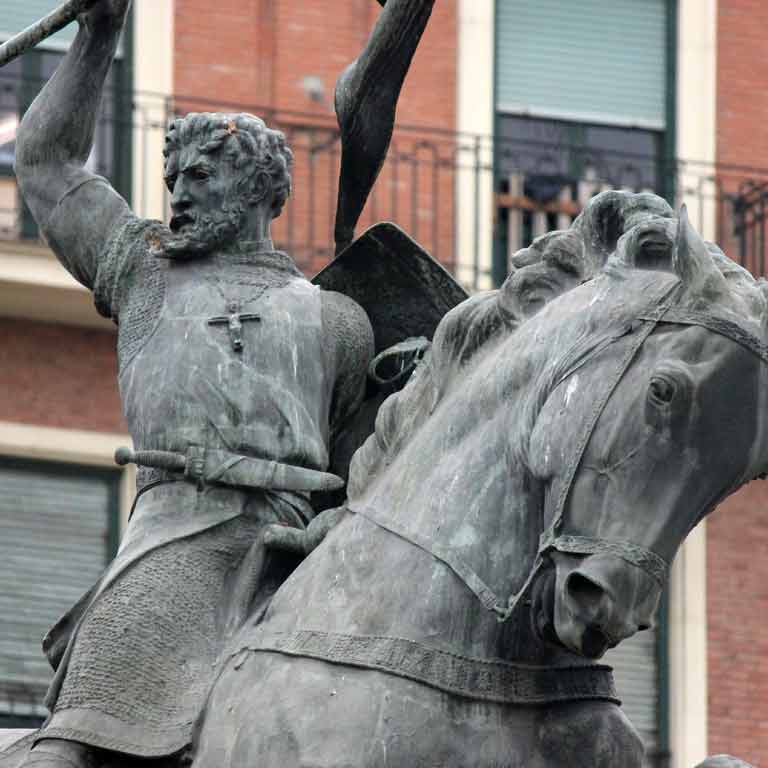 Dos de los viajeros más ilustres de finales del XIX y principios del XX fueron Ramón Menéndez Pidal, gran estudioso del Cid y del Cantar, y Archer Milton Huntington, un millonario norteamericano fundador de la Hispanic Society of America. Su mujer, la artista Anna Hyatt, esculpió una estatua ecuestre del Cid cuyas reproducciones pueden verse en las calles de Valencia, Sevilla, Nueva York, San Diego, Buenos Aires o san Francisco. En la imagen, la estatua del Cid en la ciudad de Valencia, obra de Anna Hya Dos de los viajeros más ilustres de finales del XIX y principios del XX fueron Ramón Menéndez Pidal, gran estudioso del Cid y del Cantar, y Archer Milton Huntington, un millonario norteamericano fundador de la Hispanic Society of America. Su mujer, la artista Anna Hyatt, esculpió una estatua ecuestre del Cid cuyas reproducciones pueden verse en las calles de Valencia, Sevilla, Nueva York, San Diego, Buenos Aires o san Francisco. En la imagen, la estatua del Cid en la ciudad de Valencia, obra de Anna Hya