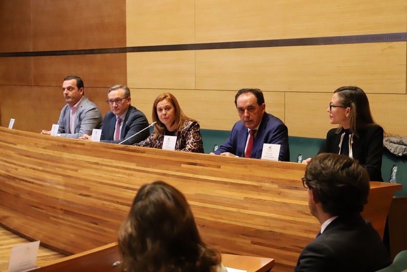 Un momento de la reunin del Consejo Rector