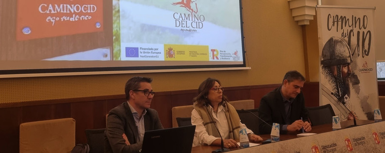 La diputada de Cultura de Burgos da la bienvenida a los asistentes a la presentacin del Club de Producto Turstico del Camino del Cid