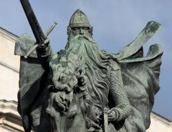 The equestrian sculpture of El Cid is the most photographed one in the city of Burgos / ALC. The equestrian sculpture of El Cid is the most photographed one in the city of Burgos / ALC.