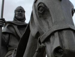 Estatua del Cid y Babieca en Caleruega, Burgos / ALC. Estatua del Cid y Babieca en Caleruega, Burgos / ALC.