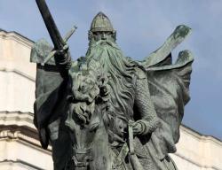 Estatua ecuestre del Cid, en Burgos / ALC. Estatua ecuestre del Cid, en Burgos / ALC.