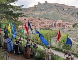Un grupo de participantes en la última edición de las "Correrías" en Albarracín, Teruel (Foto: Asociación Cultural Mio Cid) Un grupo de participantes en la última edición de las "Correrías" en Albarracín, Teruel (Foto: Asociación Cultural Mio Cid)