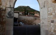 Puerta de Santa María y castillo. Hita, Guadalajara / ALC.