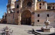 Fachada de la catedral de El Burgo de Osma, Soria / ALC