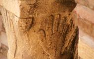 La Mano de Fátima, en el capitel de la Torre de San Pedro, Teruel / ALC
