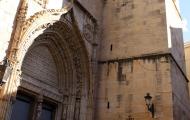 Puerta gótica de la Iglesia de San Martín en Callosa de Segura, provincia de Alicante / ALC.