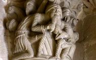 Uno de los capiteles de la Puerta de las Vírgenes, en el claustro románico del monasterio románico de Santo Domingo de Silos, en la provincia de Burgos / ALC.