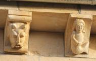Canecillos en la iglesia de San Pedro. Santo Domingo de Silos, Burgos / ALC