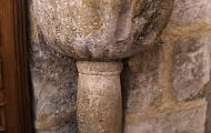 Pila bautismal en la iglesia de Vivar del Cid, Burgos / ALC