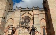 Fachada de la catedral de Sigüenza, Guadalajara / ALC