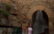 Portal de Molina. Albarracín, Teruel / ALC.