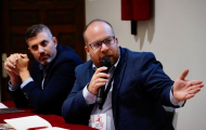 Rubén García, vicepresidente de la Diputación Provincial de Guadalajara, ha animado a los alcaldes asistentes a seguir apostando por el Camino del Cid