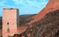 Torre de las cinco esquinas. Daroca, Zaragoza / Julio E. Fóster