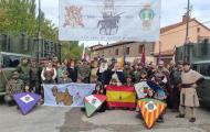 Integrantes de la Base Militar de Castrillo del Val (Burgos) antes de iniciar su recorrido por el Camino del Cid