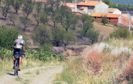 Llegando a Valdehorna (Zaragoza) l Ruta Gravel | Consorcio Camino del Cid